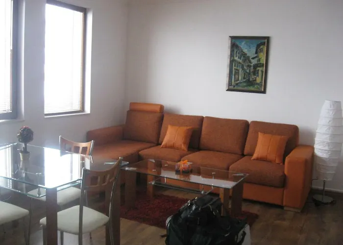 Grand Monastery Lejlighedshotel