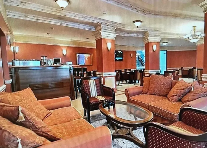 Grand Monastery Lejlighedshotel